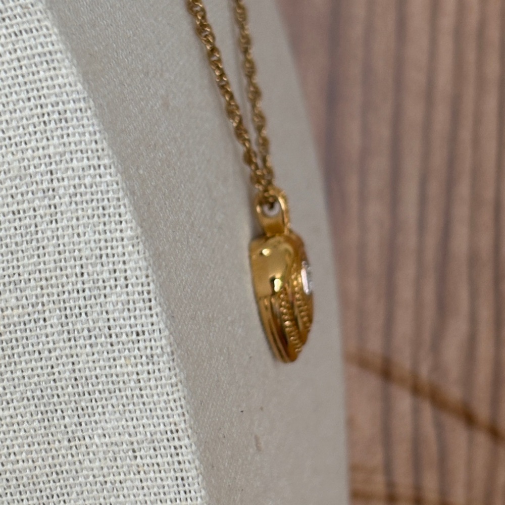 Nina Ricci Gold Plated Two Tone Heart Logo Pendant Necklace Rope Chain 15-17" - Picture 3 of 11